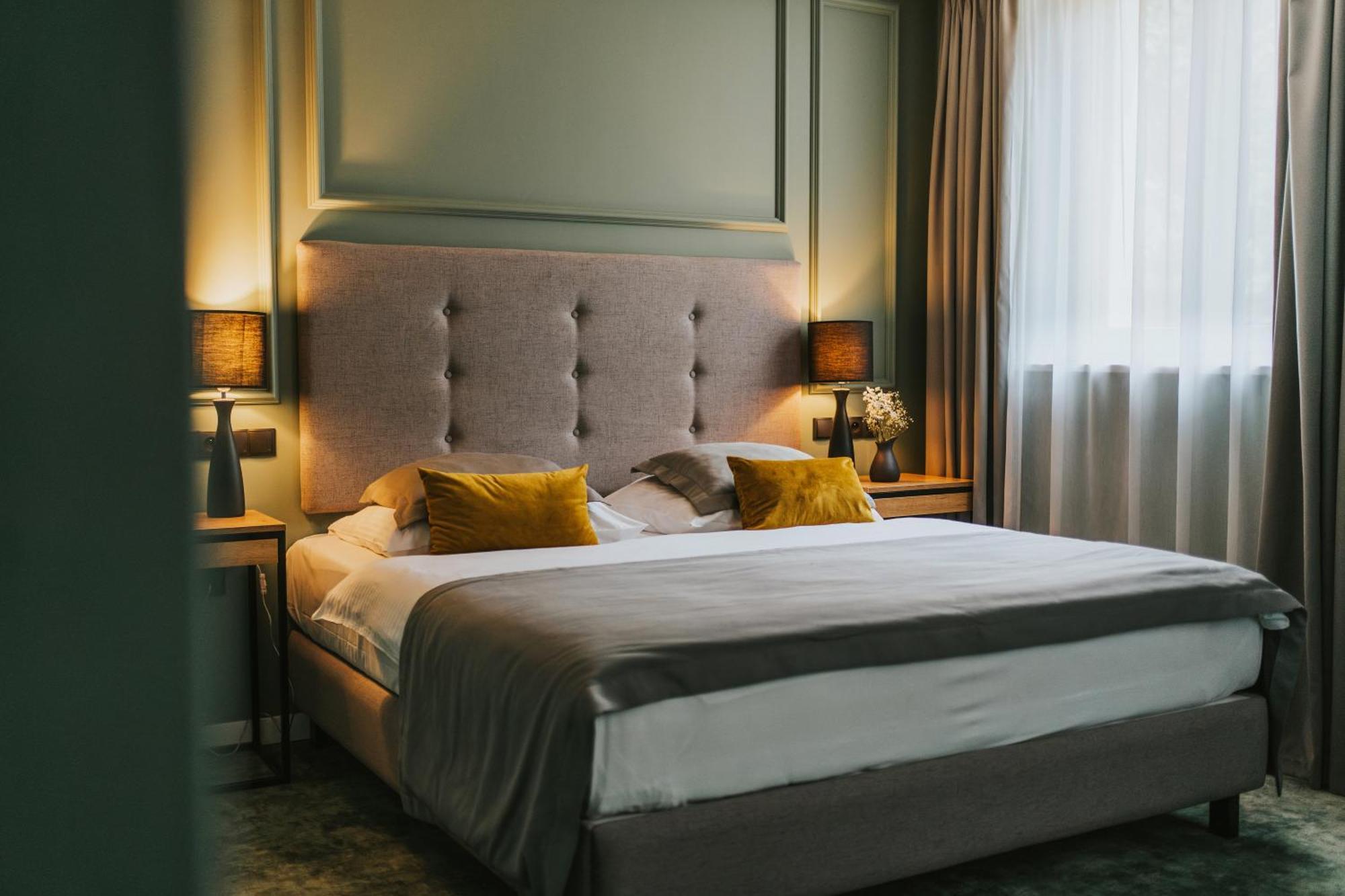 Hotel Wawel Queen คราคูฟ ภายนอก รูปภาพ